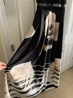 Black Formal Dress thumbnail 4