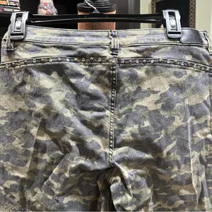 Playboy Bunny Camo Rhinestone Jeans – Juniors Size 9 thumbnail 7