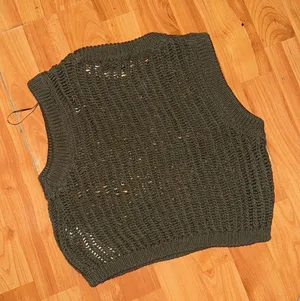 ZARA Crochet Vest thumbnail 2