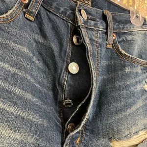 Abercrombie & Fitch dark wash light distressed/whiskered high rise festival shor thumbnail 5