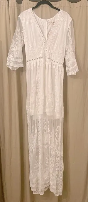 Southern Fried Chicks. Size L. White Long Embroidered Dress. New with Tags!!! thumbnail 1
