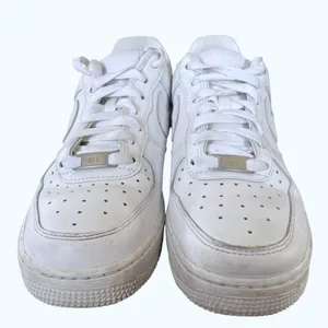 Nike Air Force 1 Low '07 Women's Sz 8 Triple White‎ 315115-112 thumbnail 3