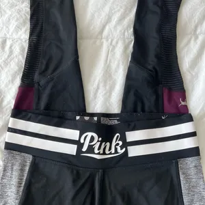 Victoria's Secret Black and Burgundy Womens Leggings thumbnail 2