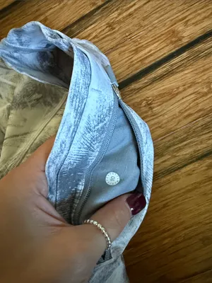 Lululemon cropped legging thumbnail 5
