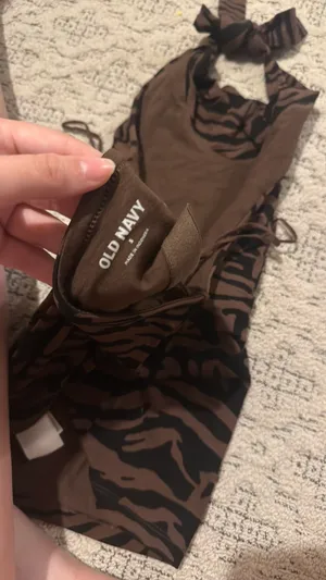 Old Navy Halter Top thumbnail 3