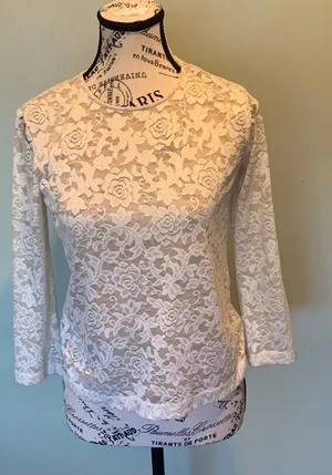 Kate Hill Women’s Small Dressy Cream Semi-Sheer Lace Top with Sheer 3/4 Sleeves thumbnail 1