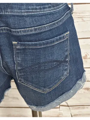Abercrombie & Fitch medium wash distressed rolled cuff denim shorts Size 24 thumbnail 6