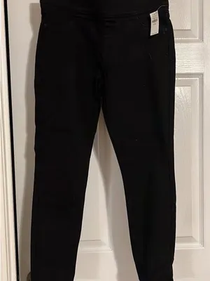 NWT Old Navy Black Skinny Jeans thumbnail 2