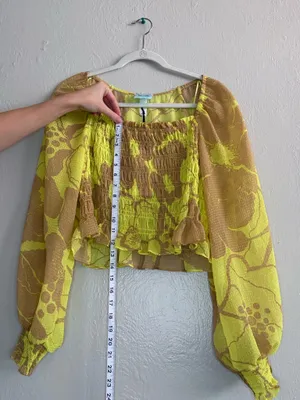 future collective blouse  thumbnail 2