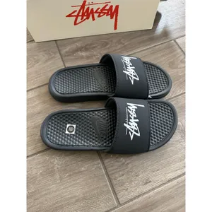 Nike Benassi Stussy slides in black size M8/ W9.5 thumbnail 2