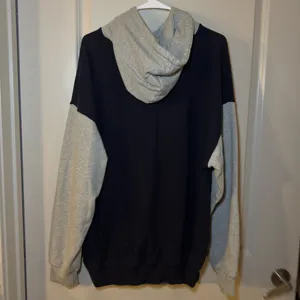 Brandy Melville Hawaii Christy Hoodie thumbnail 2