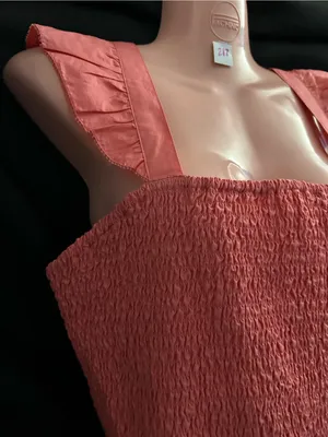 Old Navy Women’s Coral Smocked Tube Top with Ruffle Hem LG NWT thumbnail 5