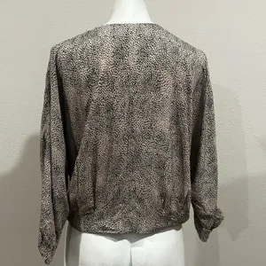 Zara animal print v neck blouse thumbnail 5