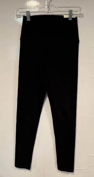 Black NWT Aerie OG‎ legging thumbnail 1