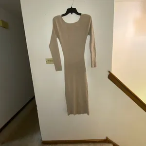 All In Favor Ribbed Cutout Midi Dress Long Sleeve Size Medium NWT thumbnail 7