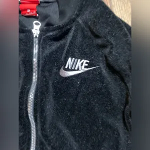 Nike velvet zip up XS thumbnail 2