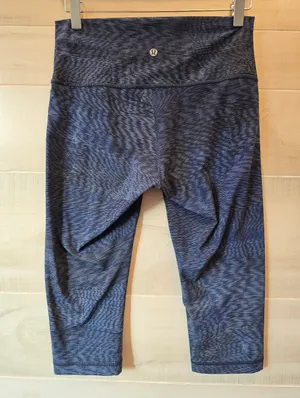 {8} Lululemon Wunder Under Hi-Rise 1/2 Tight Crop Legging Linear Flux Battleship thumbnail 7