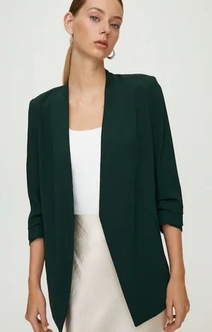 Aritzia Babaton Power Hip Blazer Forest Green 2 minimalist capsule wardrobe chic thumbnail 1