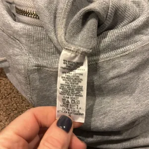 Splendid Women’s Grey Zip Up Hoodie Sweatshirt thumbnail 5