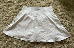 Lululemon Skirt thumbnail 1