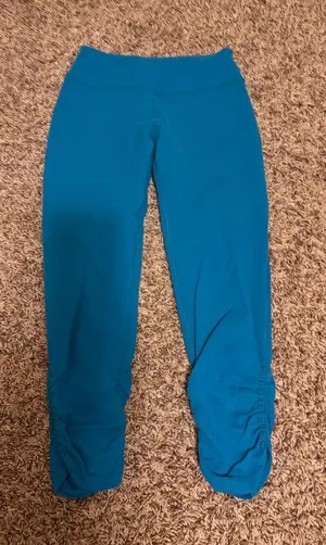 Beyond Yoga Leggings Size Small Teal Blue Ruched Sides Ankle Length Supplex thumbnail 1