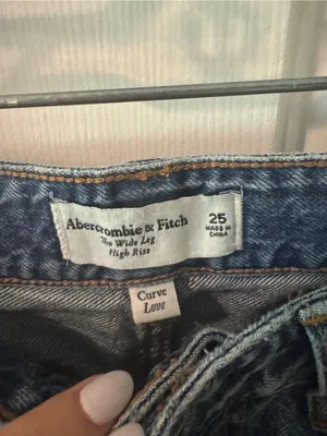 Abercrombie & Fitch Curve Love Wide Leg High Rise Jeans NWT Sz 25 | 90s Baggy thumbnail 2