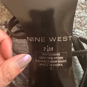 Vintage Y2K Nine West strappy leather heels thumbnail 6