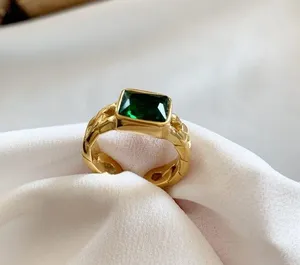 Green crystal gold link ring thumbnail 5