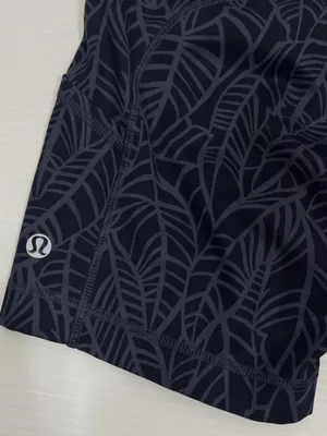 Lululemon Run Dart & Dash Block-It Pocket Bike Shorts Purple Size 4 thumbnail 5