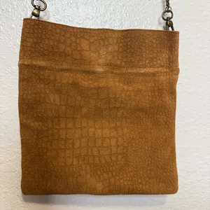 Free People Nicolette 100% Leather Crossbody Tan Croc Embossed Chain Strap thumbnail 4