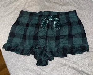 Victoria’s Secret pajama shorts thumbnail 1