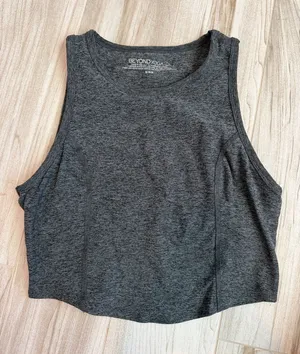 Beyond Yoga Grey Cropped Tank Active Medium thumbnail 1