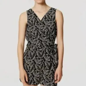 Loft tropical palm leaf black and white romper 2 thumbnail 2