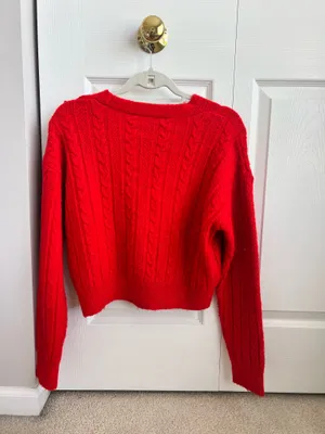 Red ZARA women’s sweater thumbnail 3