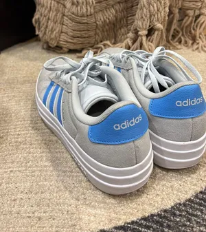 Adidas Sneakers Women’s thumbnail 1