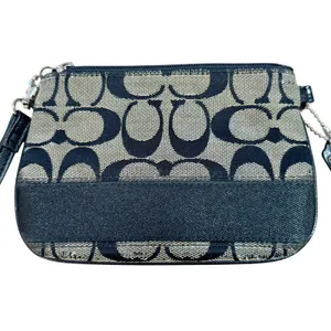Vintage Y2K COACH Signature Logo Canvas Leather Mini Wristlet Wallet Clutch thumbnail 4