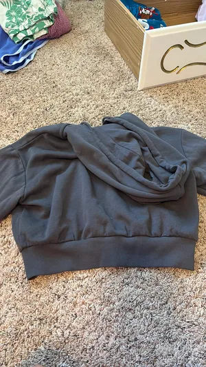 H&M gray cropped jacket thumbnail 6