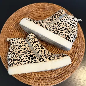 J/Slides Leopard‎ Print high top shoes Black Size 7 thumbnail 5