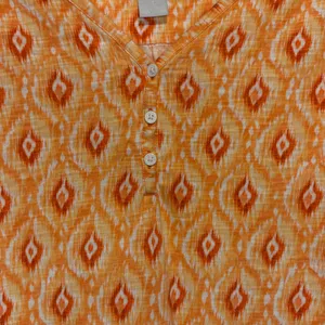 Chico's Orange Red Pattern Short Button Detail Sleeves Hi Low Crop Top SZ 3 / XL thumbnail 5