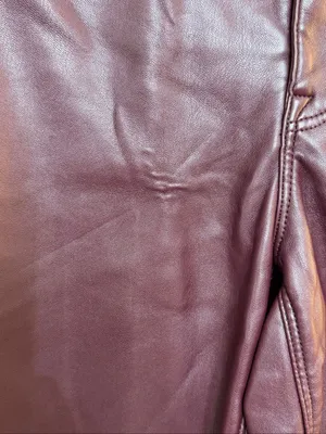 Good American Women’s Faux Leather Straight Leg Pants Burgundy READ Size 2/26 (9 thumbnail 4