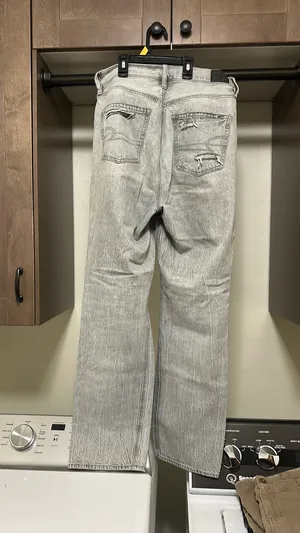 American Eagle Jeans Comfort Stretch Waistband Mom High-Rise thumbnail 4
