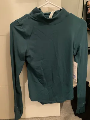 Lululemon Long Sleeve Top thumbnail 1