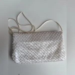 Vintage White Beaded Satin Clutch Purse | Pearl Evening Bag Bridal Prom 90s Y2K thumbnail 3