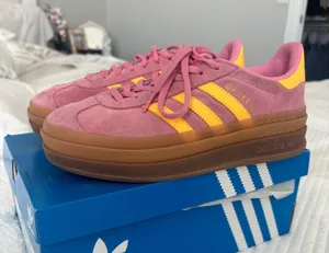 Adidas Gazelle Sneakers pink and orange thumbnail 1