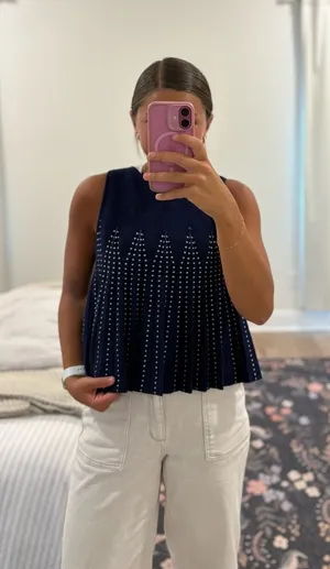 Maeve by Anthropologie Structured Swing Sweater Tank Size Small thumbnail 1