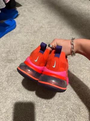 Nike Air Max 270 React Mystic Red Pink Blast Women’s 7 thumbnail 7