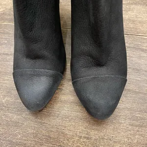 COLE HAAN Harper Bootie II Black Nubuck Leather Side Zip Ankle Size 6 1/2‎ thumbnail 4