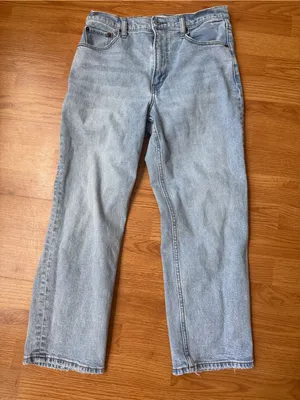 Abercrombie Curve Love Ultra High Rise Ankle Straight Jean thumbnail 2