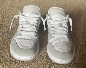 Air Jordan 1 Low thumbnail 6
