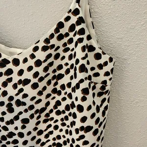 Leopard blouse NWOT Size M thumbnail 2
